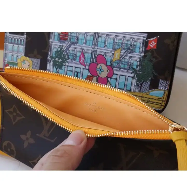 Fashionrepsfam ru 2210DJ0004 Bag LV 0601